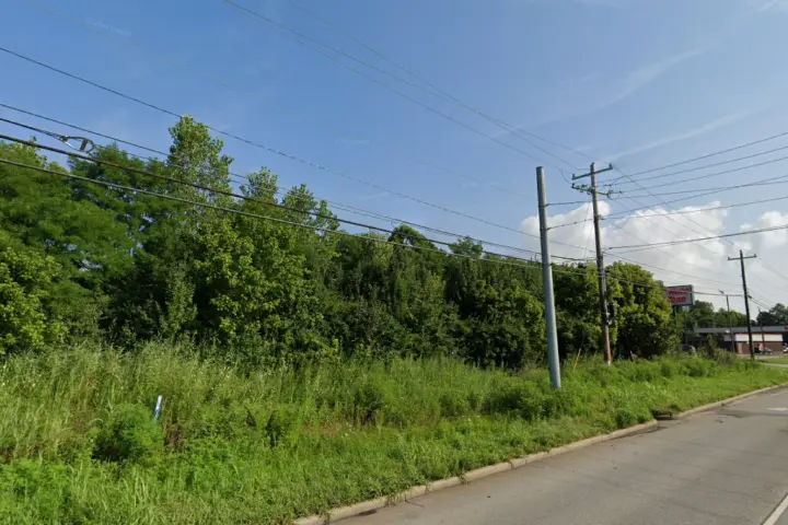 Russell Cellular Lawrenceburg (Verizon)