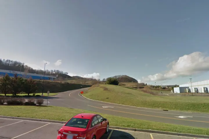 Russell Cellular Lebanon Regional Park Rd (Verizon)