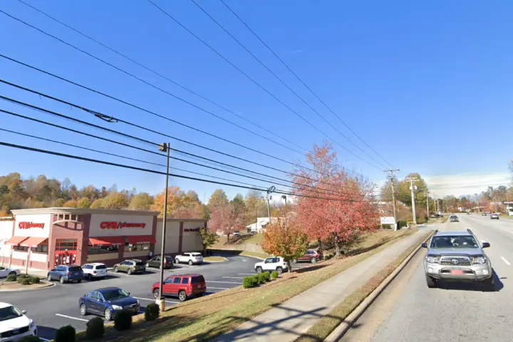 Russell Cellular Lenoir Blowing Rock Blvd (Verizon)