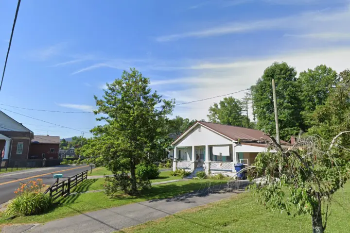 Russell Cellular Middlesboro (Verizon)