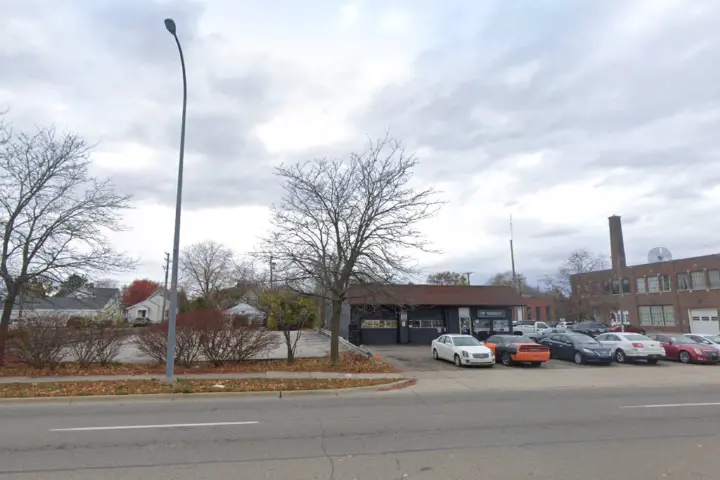 Russell Cellular Monroe S Monroe St (Verizon)