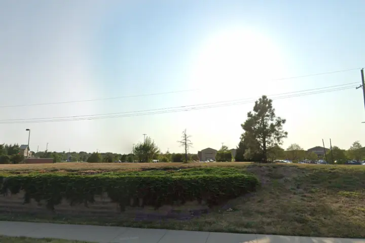 Russell Cellular Olathe 7 Hwy (Verizon)