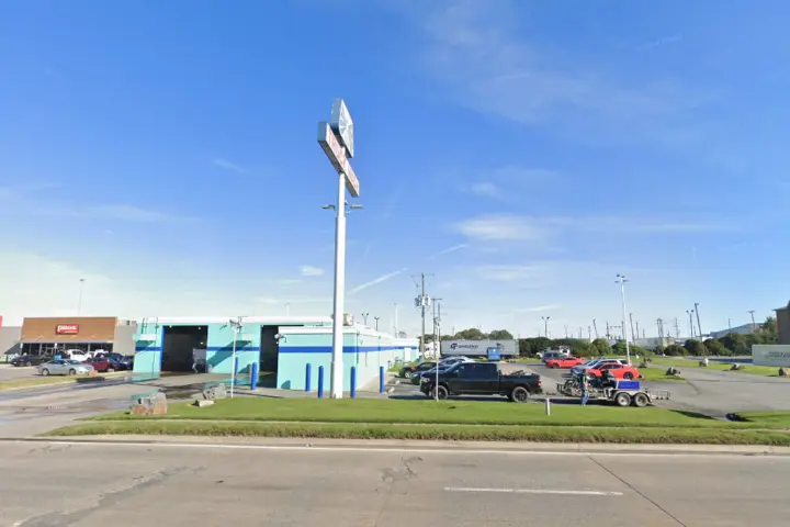 Russell Cellular Pilot Little Rock (Verizon)