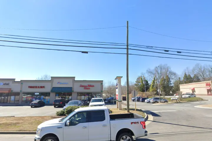 Russell Cellular Roxboro Durham Rd (Verizon)
