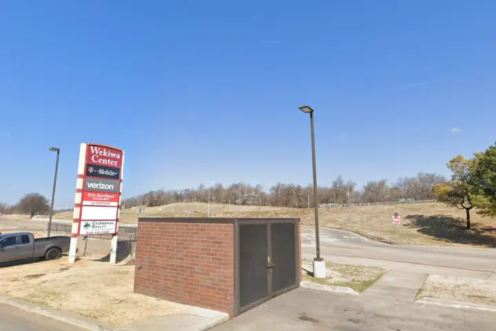Russell Cellular Sand Springs (Verizon)