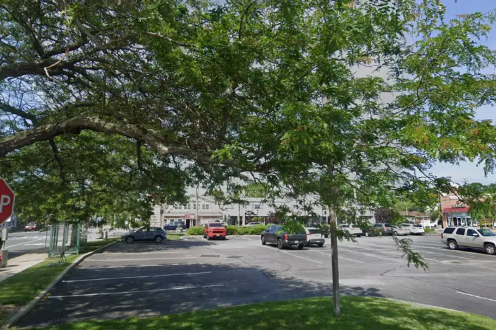 Russell Cellular Sayville (Verizon)