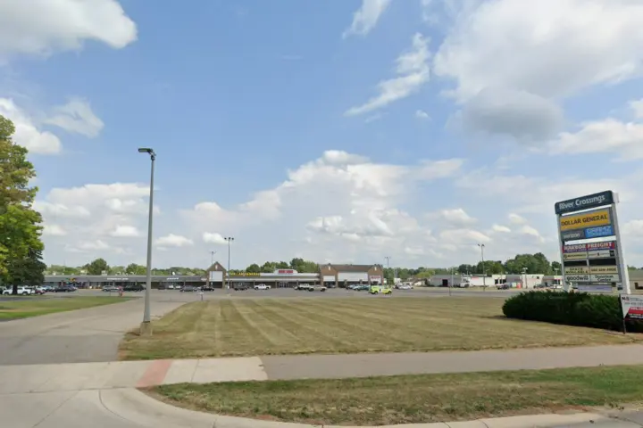 Russell Cellular Three Rivers (Verizon)