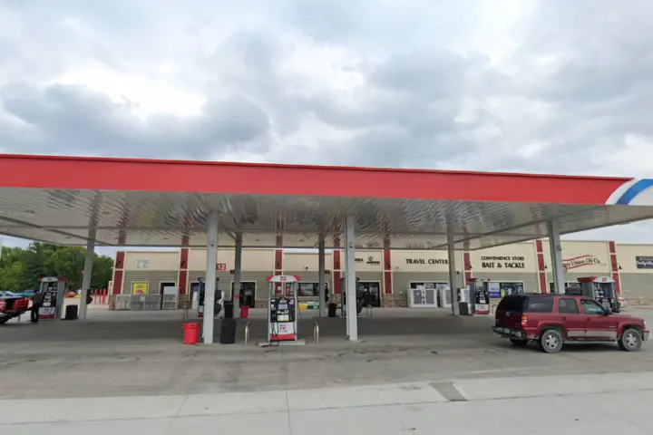 Russell Cellular Warroad (Verizon)