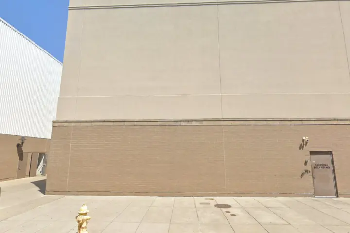 South Shore Plaza MA (Verizon)