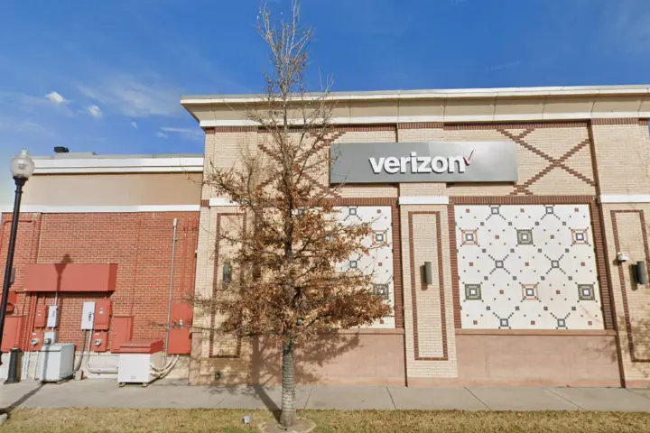 Southglenn (Verizon)