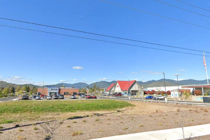 TCC Grants Pass Union Ave (Verizon)