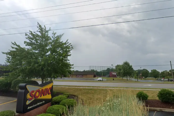 TCC North Canton E Maple St (Verizon)