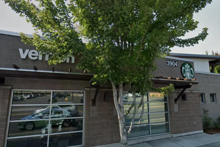 TCC University Place (Verizon)