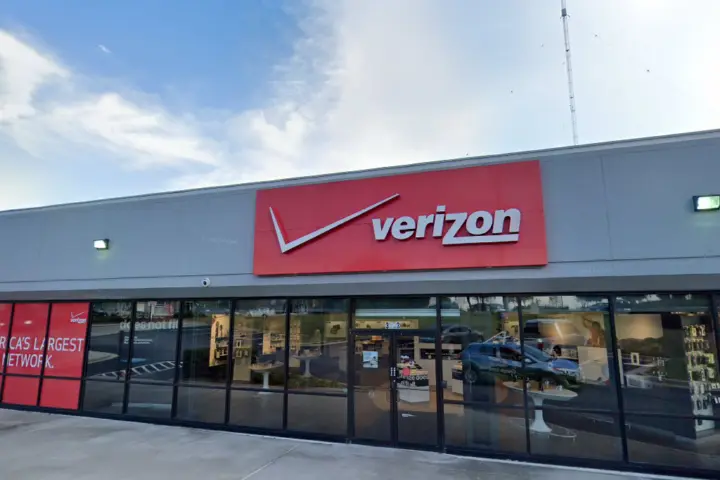 Tucker (Verizon)