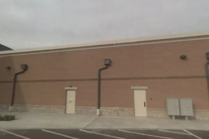 Upper Arlington OH Henderson Rd (Verizon)