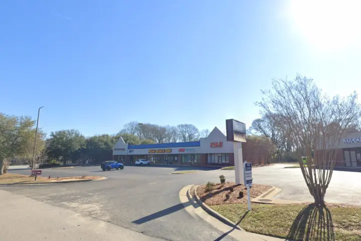 Victra Auburn S College St (Verizon)