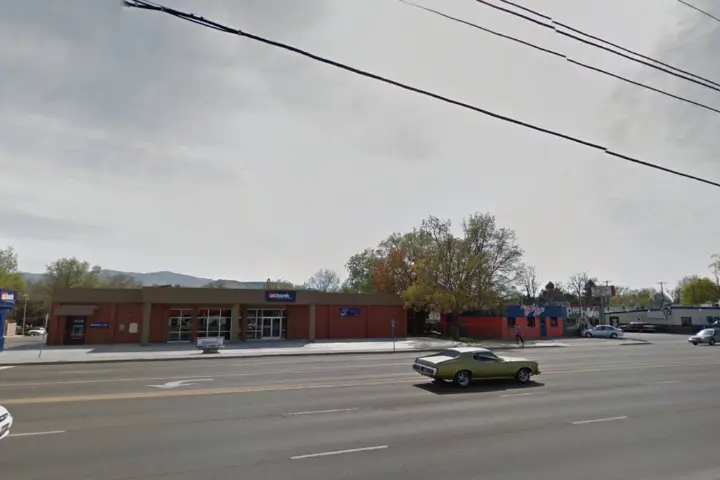 Victra Broadway (Verizon)