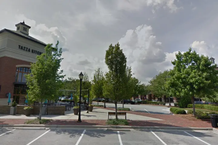 Victra Cary Boulderstone Way (Verizon)