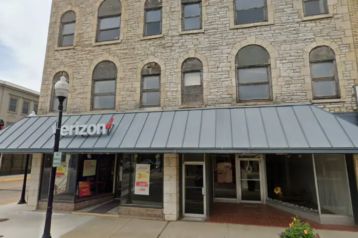 Victra Charles City (Verizon)