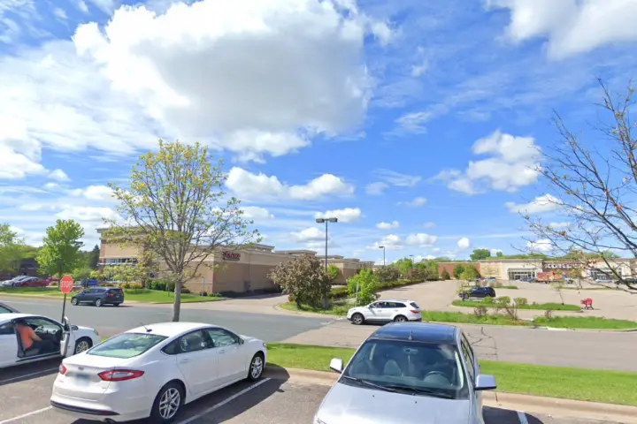 Victra Circle Pines (Verizon)