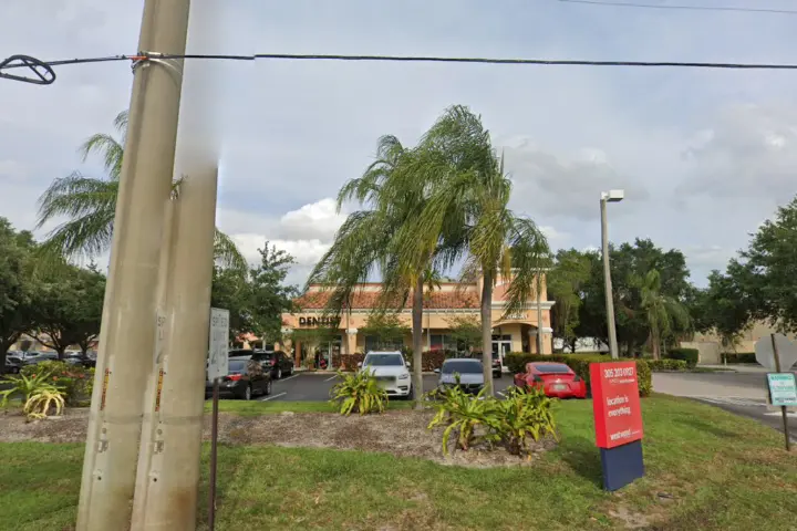 Victra Delray Beach Jog Rd (Verizon)