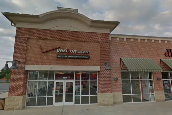 Victra Edgewater Lee Airpark Dr (Verizon)