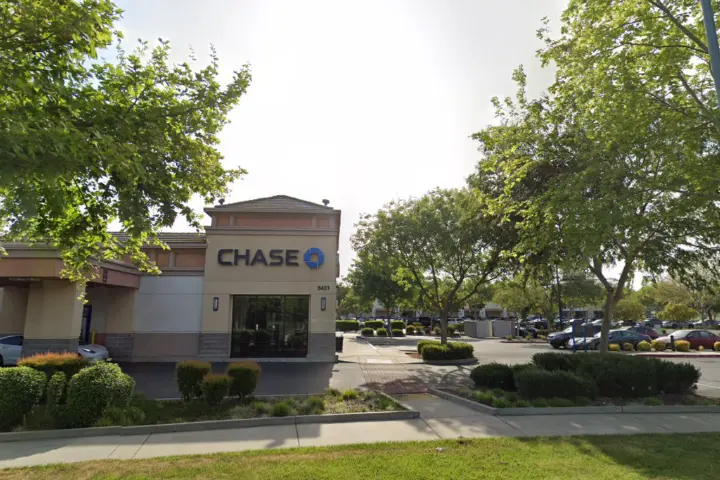 Victra Elk Grove 1 (Verizon)