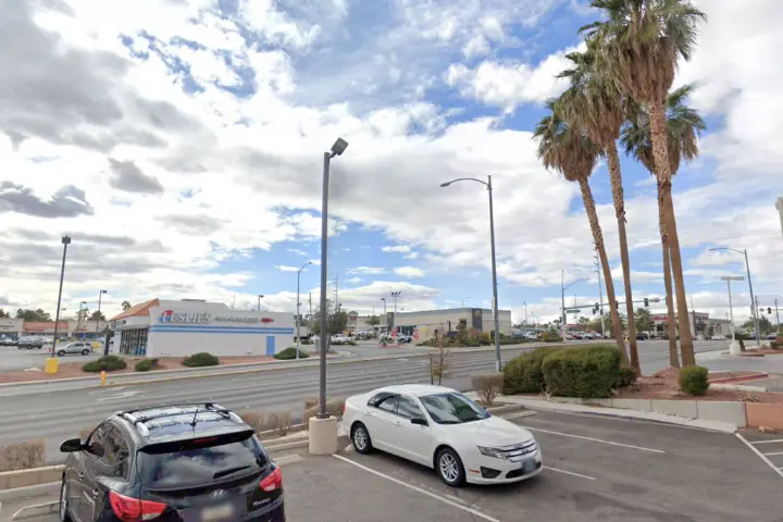 Victra Henderson Windmill Ln (Verizon)