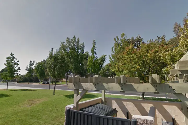 Victra La Verne (Verizon)