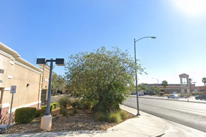 Victra Las Vegas W Craig Rd (Verizon)