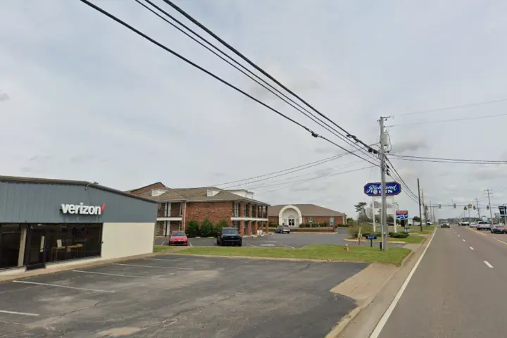 Victra Lawrenceburg (Verizon)
