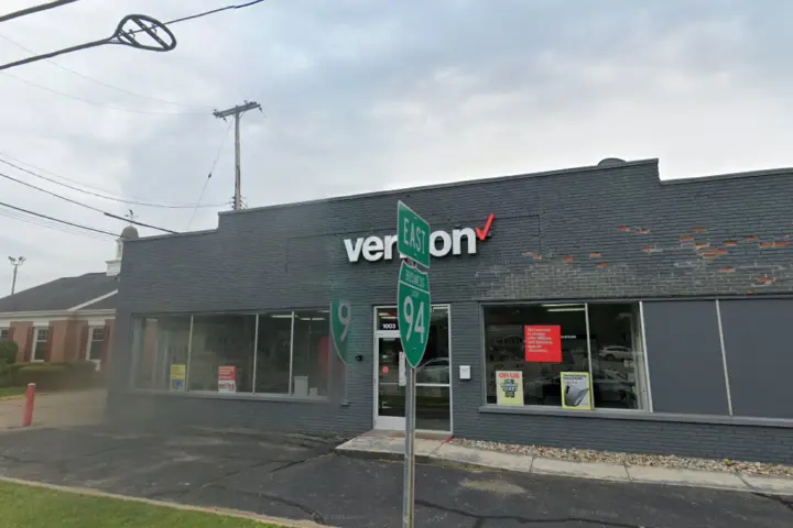 Victra Marshall MI (Verizon)
