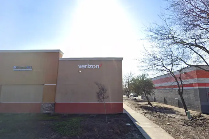 Victra Modesto E Hatch Rd (Verizon)