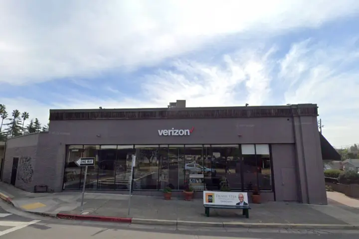 Victra Oakland (Verizon)