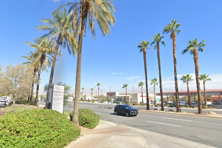 Victra Palm Desert Washington St (Verizon)
