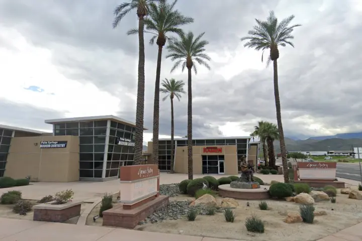 Victra Palm Springs (Verizon)