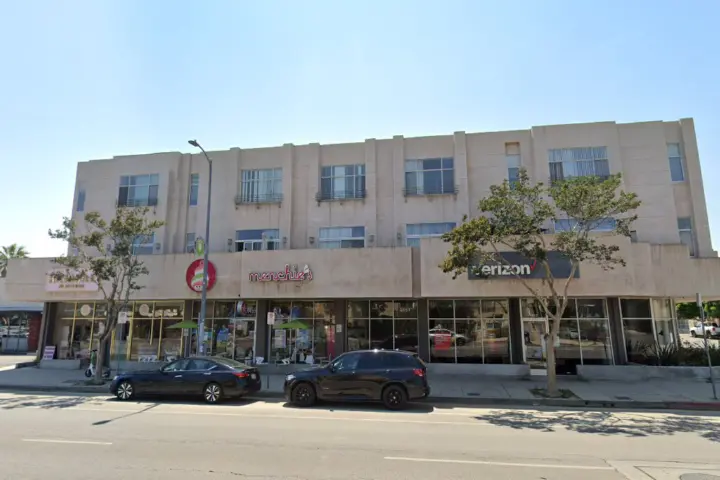 Victra Studio City Laurel Canyon Blvd (Verizon)
