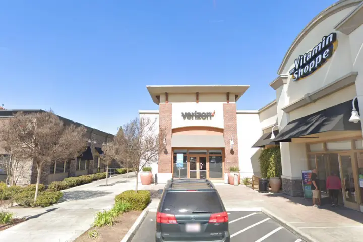Visalia (Verizon)