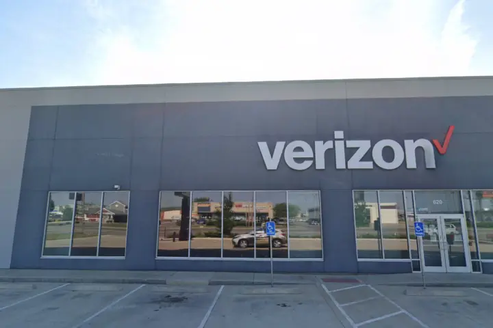 Wichita West (Verizon)