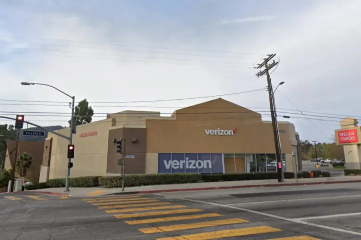 Wireless Plus La Crescenta (Verizon)