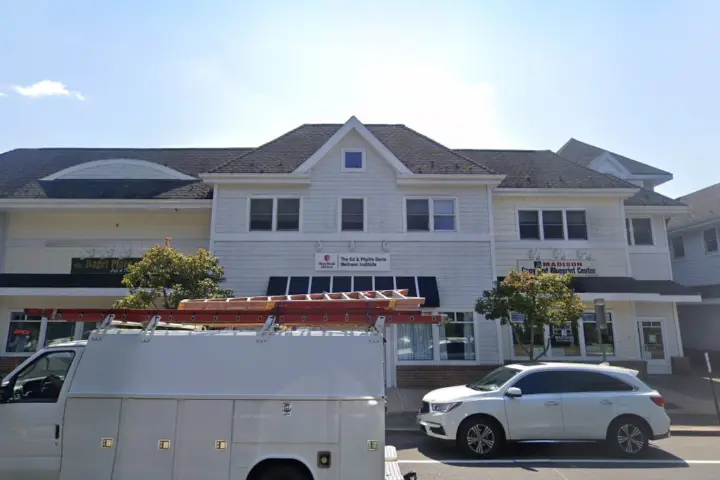 Wireless Zone Hampton Bays (Verizon)