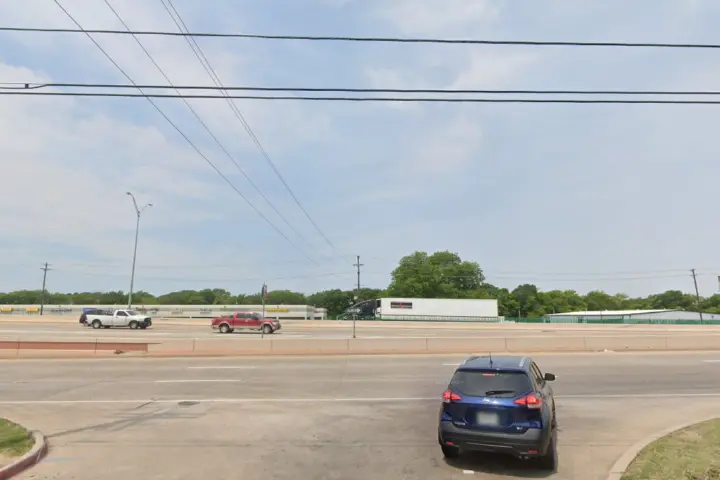 Wireless Zone Lancaster N Interstate 35 (Verizon)