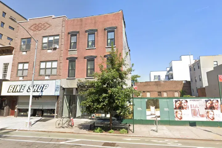 Your Wireless Brooklyn Grand St (Verizon)