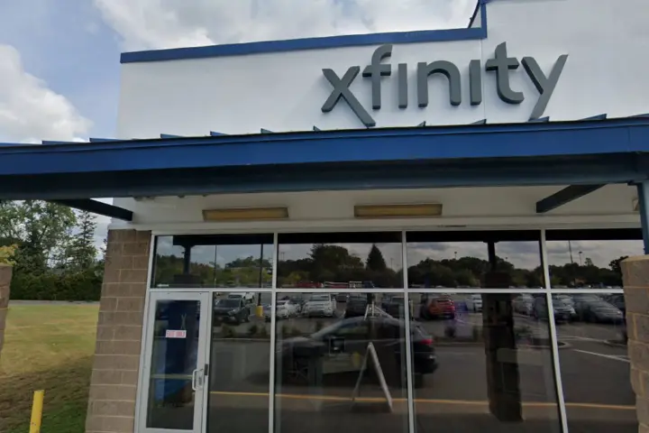 Xfinity – 1083 Boston Road Suite 116