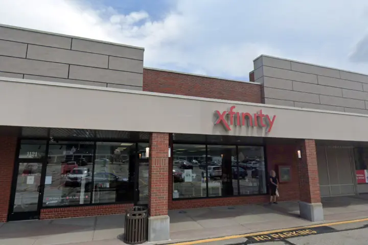 Xfinity – 1123 Freeport Road