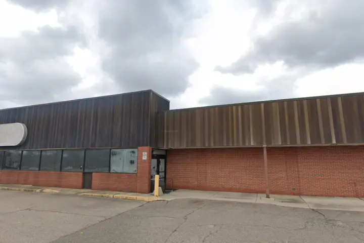 Xfinity – 12720 South Saginaw Street D3