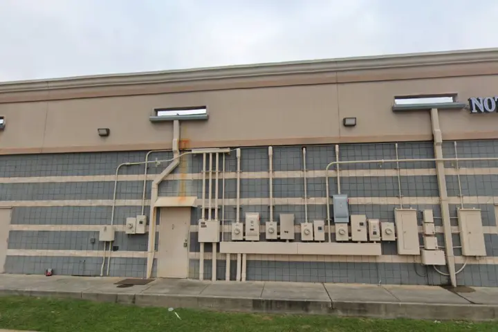 Xfinity – 1351 West Davis Street Suite A
