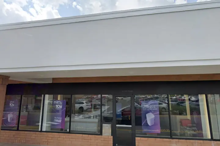 Xfinity – 15 Backus Avenue