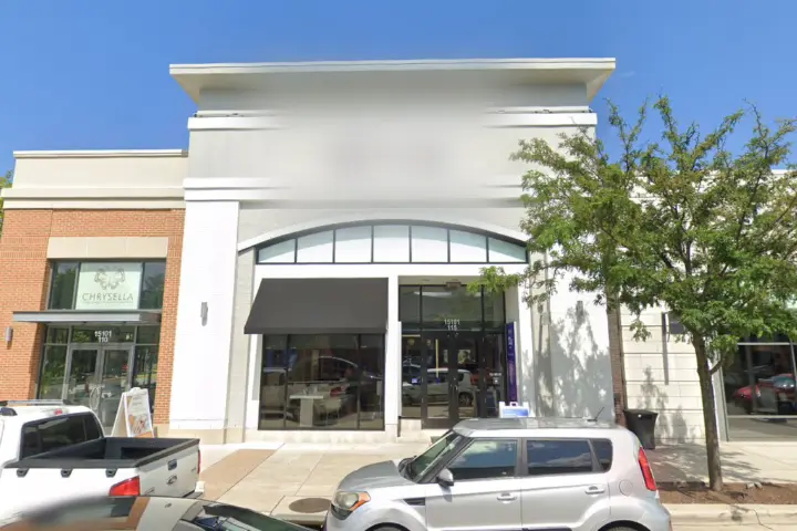Xfinity – 15101 Potomac Town Place STE 115