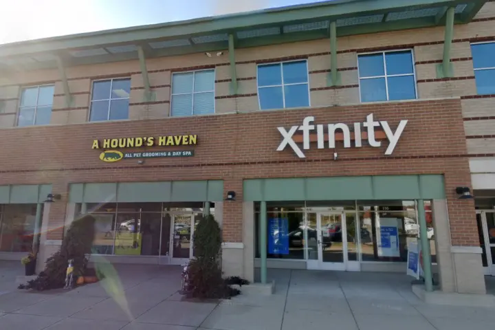 Xfinity – 1971 E Beltline Ave NE, Suite 116